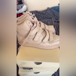 Nike Billie Eilish x Air Force 1 '07 SP High Mushroom M 8 W 9.5